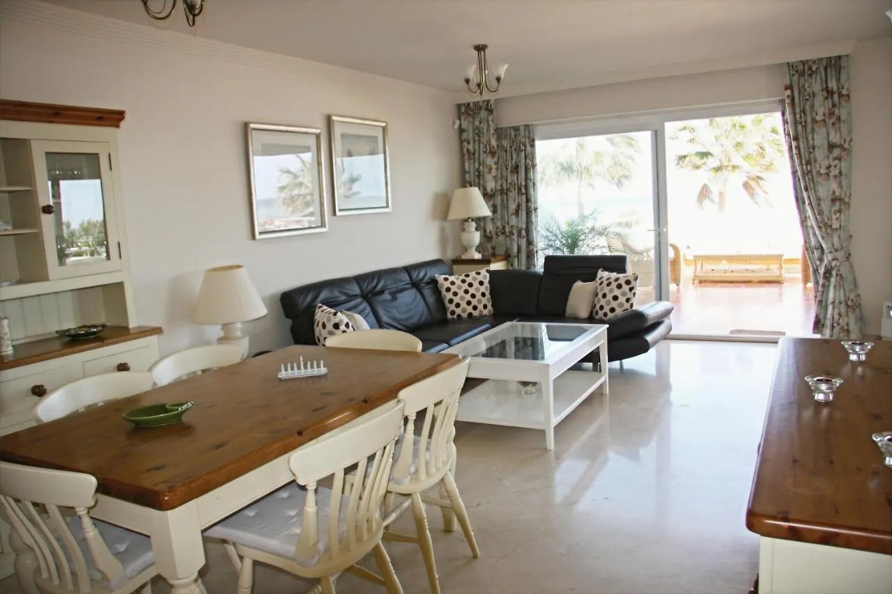 Stunning Unobstructed 180 Degree Sea View Apartment With 100 Square Meters Terrace - Costa Del Sol - אסטפונה